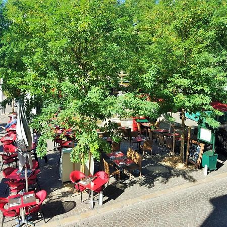 Hotel Du Cafe Des Arts Chinon Exterior foto